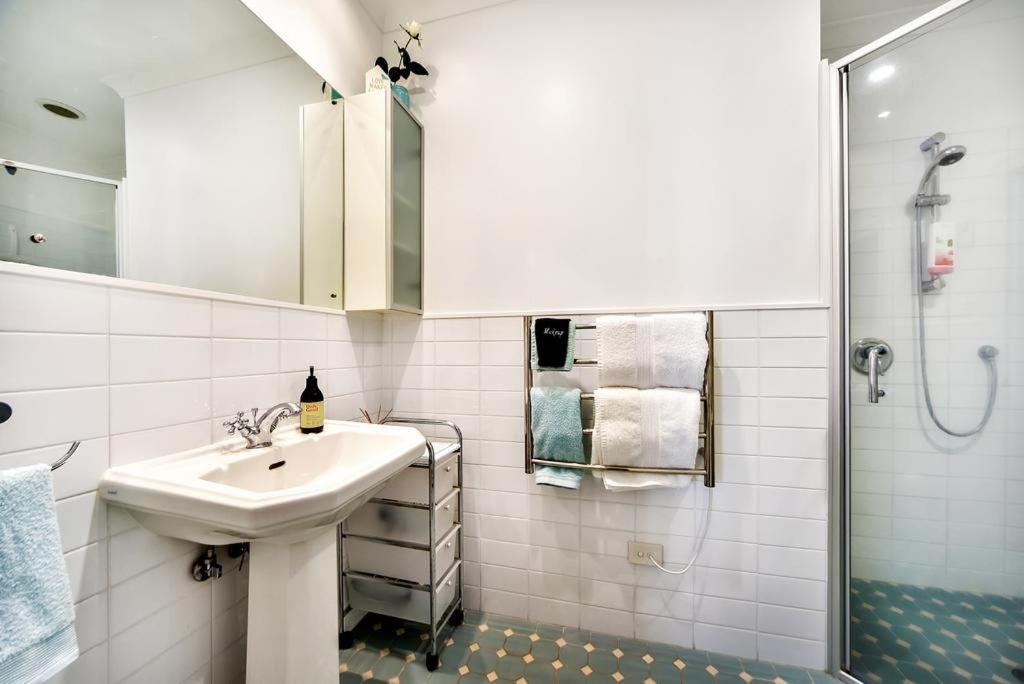 Takapuna Beach Accommodation オークランド エクステリア 写真